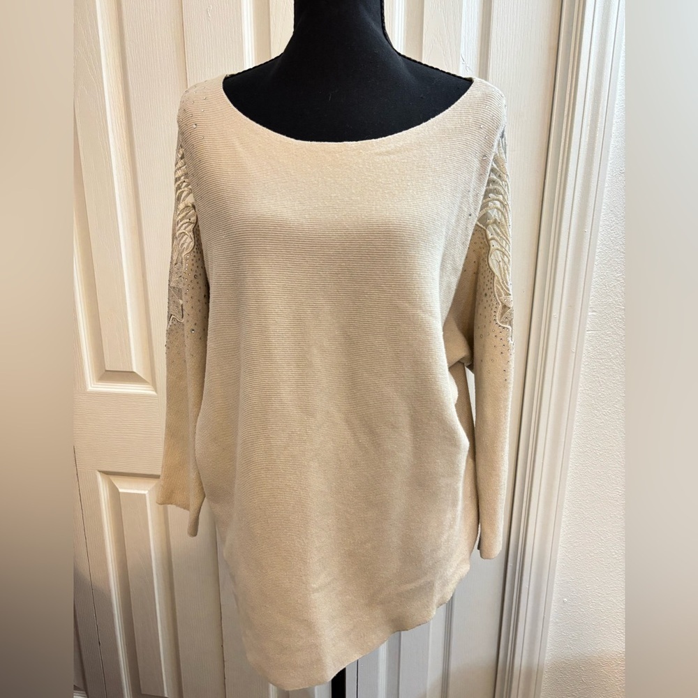 Milano Cream Scoop Neck‎ Sweater